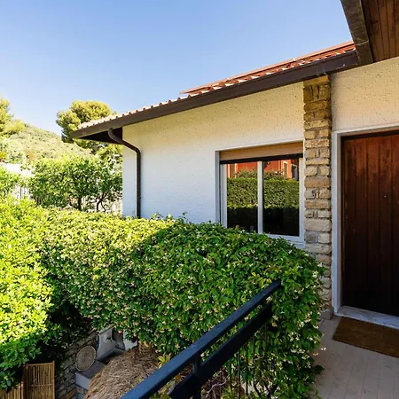 A Casa Di Amici By Interhome *