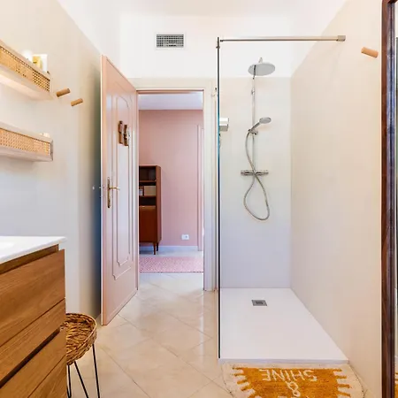 A Casa Di Amici By Interhome