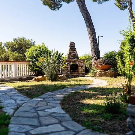 A Casa Di Amici By Interhome Marina dʼAndora
